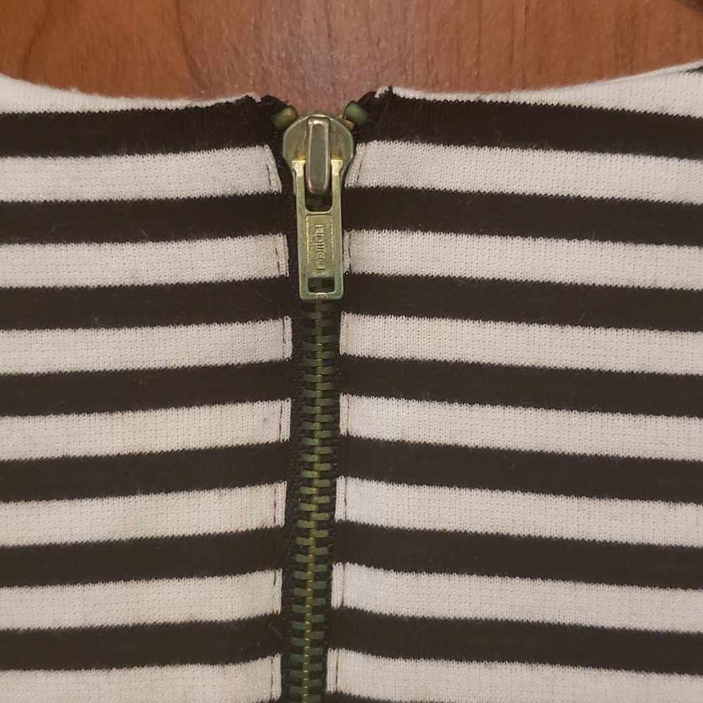 Club Monaco Tailored knit top - Picture 5 of 7